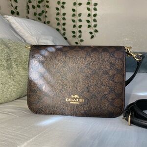 Coach Signature Brown and Black shoulder & crossbody bag